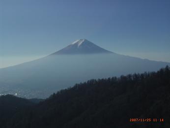 三ツ峠山荘から富士