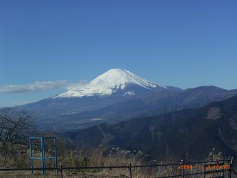 大野山頂上から富士山.