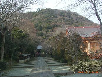 高来神社の参道