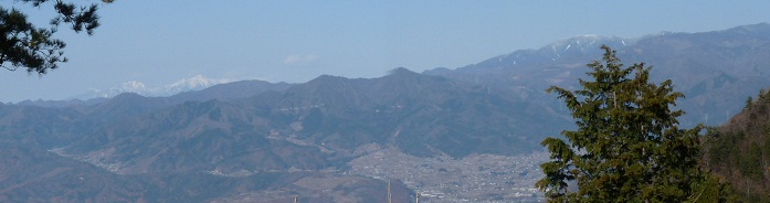 富士見台から編笠、権現、赤岳、少し離れて金峰